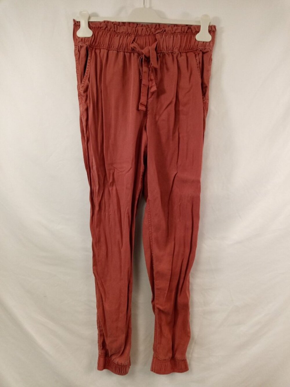 SO Goods for Life Junior's Rusty Orange High-Rise Paperbag Joggers Size Medium